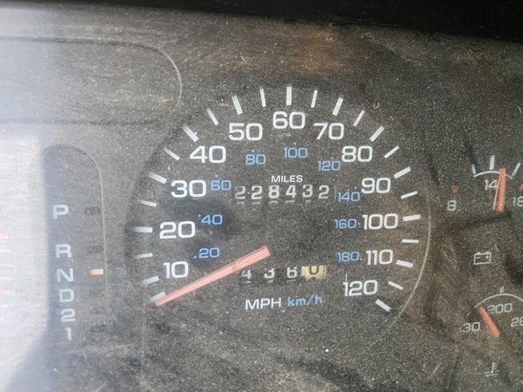 1997-dodge-ram-2500-image-29