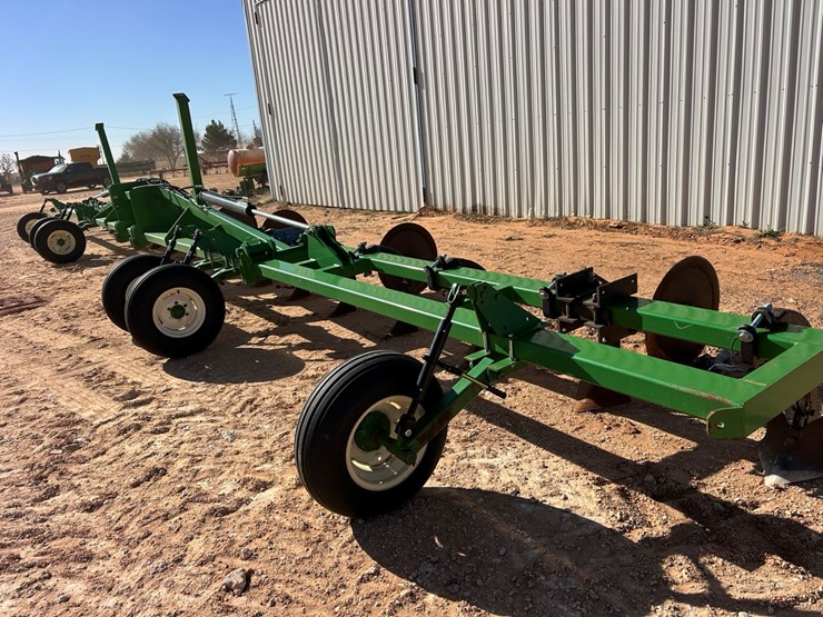 #26-•-2022-sm-fab-lister-image-6