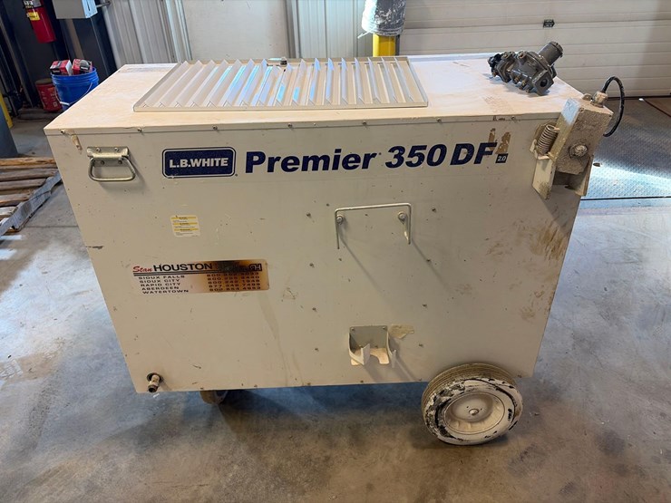 l.b.-white-premier-350-df-portable-heater-image-6