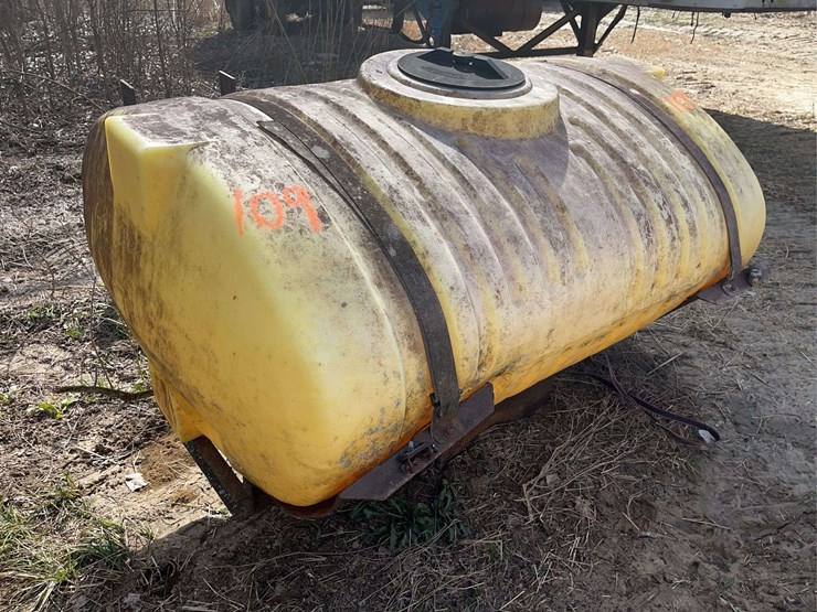 front-mount-tank-and-rack-image-4