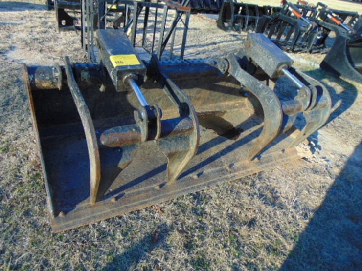 72"-heavy-duty-bobcat-skid-steer-bucket-grapple-image-1
