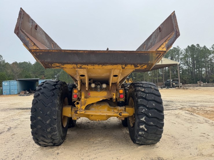 2016-caterpillar-730c-image-6