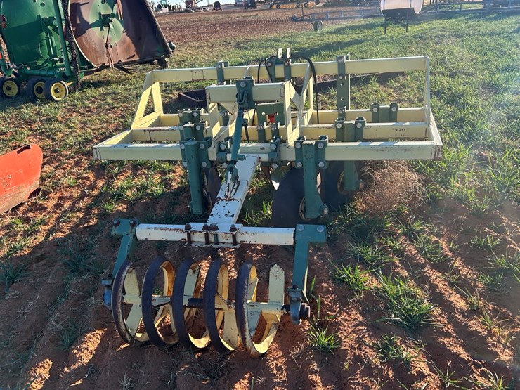 roll-a-cone-track-filler-image-4