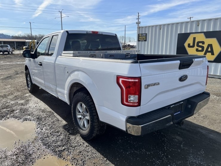 2017-ford-f150-xlt-image-6
