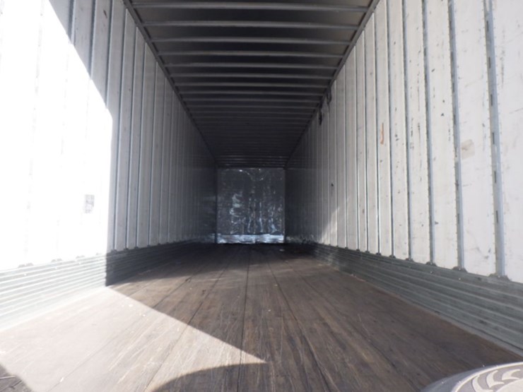 2022-utility-4000d-x-image-14