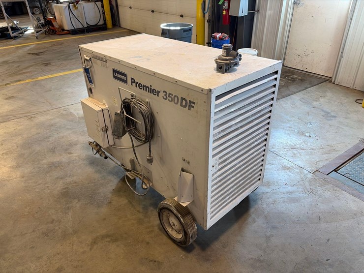 l.b.-white-premier-350-df-portable-heater-image-5