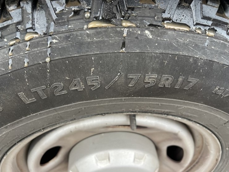 2014-ford-f350-image-18