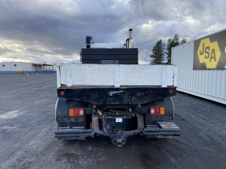 2005-freightliner-fc80-image-4