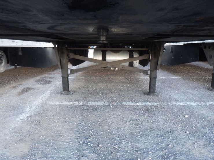 2017-utility-3000r-image-4