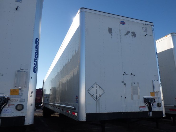 2022-utility-4000d-x-image-3