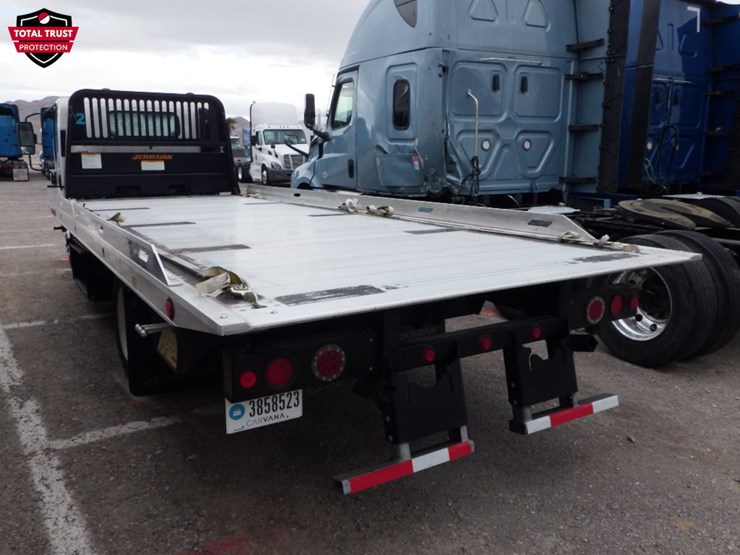 2020-isuzu-nrr-image-10