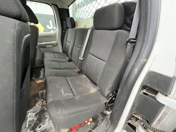 2012-gmc-sierra-extra-cab-4x4-pickup-image-26