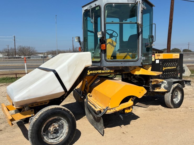 lay-mor-sweepmaster-400-image-1