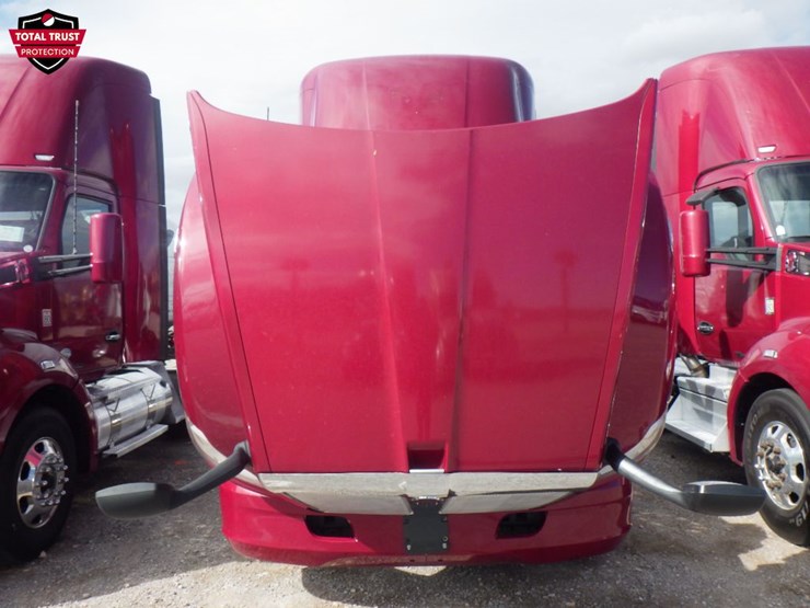 2020-kenworth-t680-image-21