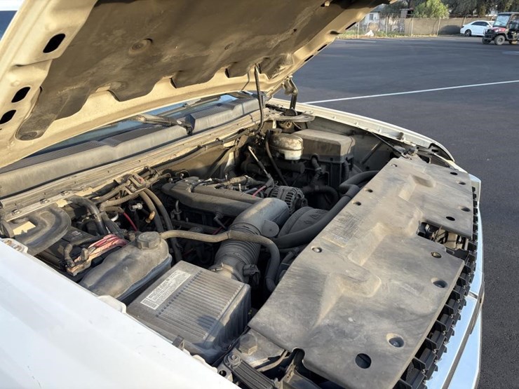 2008-chevrolet-3500-image-7