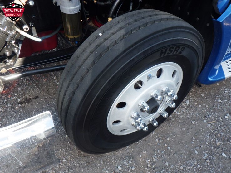 2021-kenworth-t680-image-24