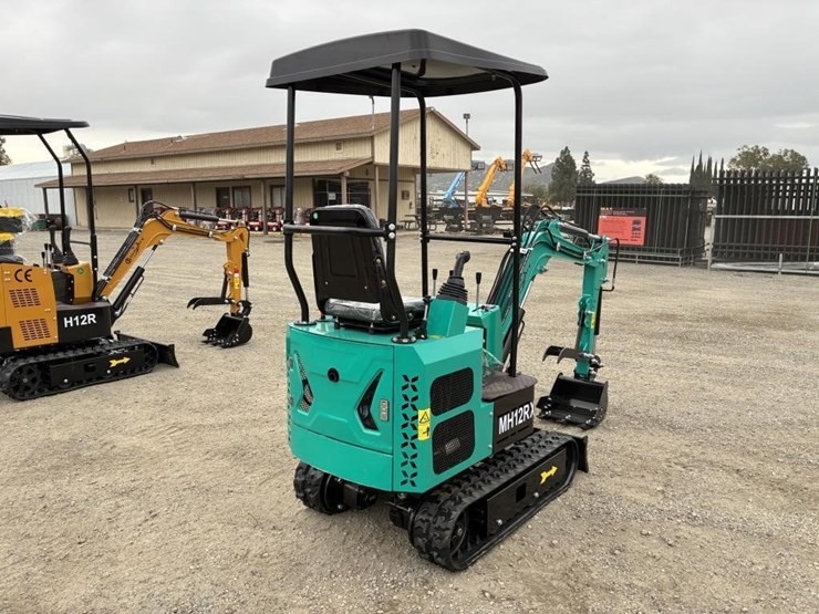 2026-cfg-industry-mh12rx-image-3