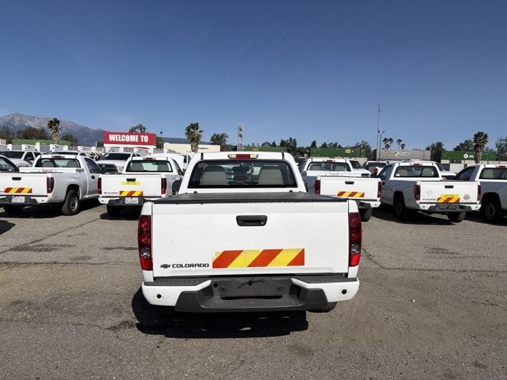 2011-chevrolet-colorado-image-6