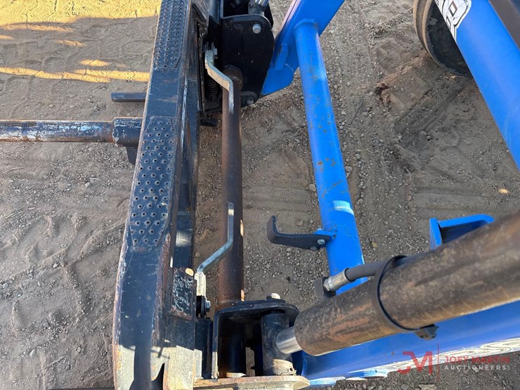 new-holland-tn55-image-6