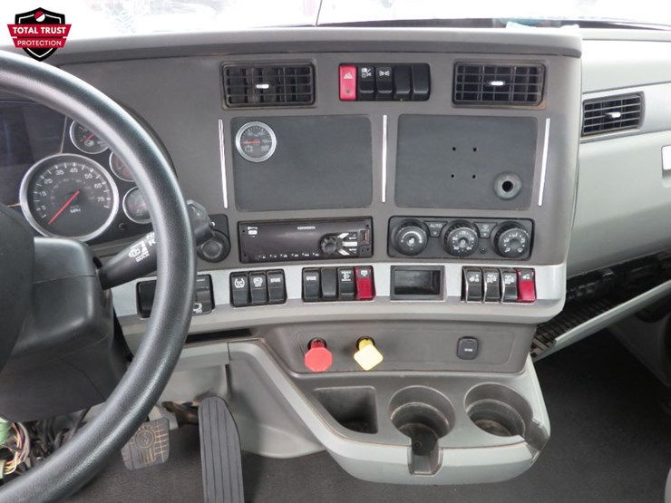 2019-kenworth-t880-image-17
