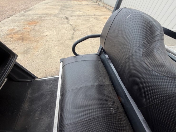 #01036-•-club-car-carryall-500-|-no-title-image-14