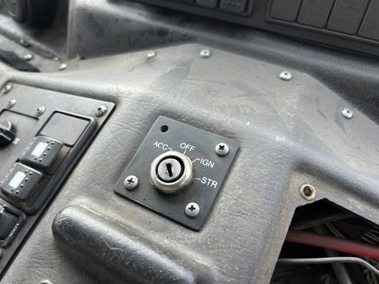 2010-autocar-xpeditor-image-29