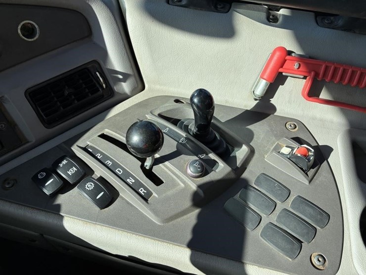 2018-volvo-a45g-image-27