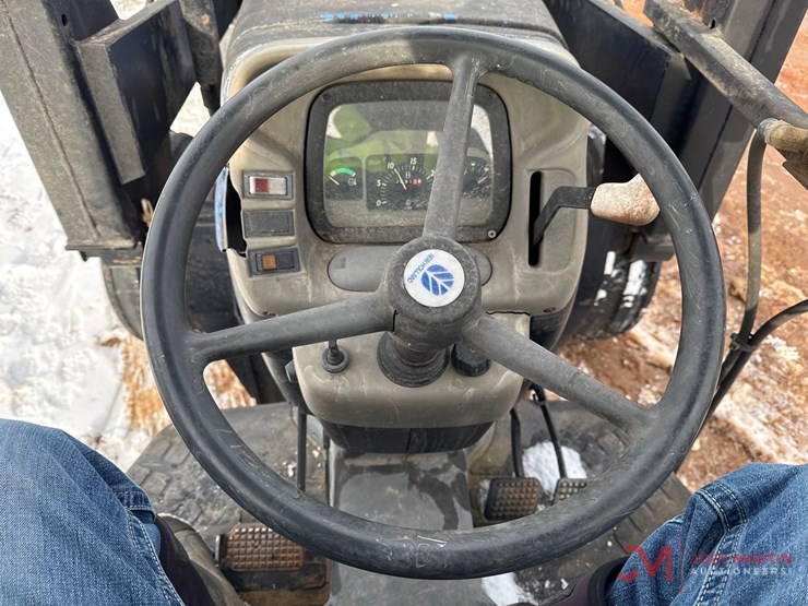 new-holland-tn75-image-13