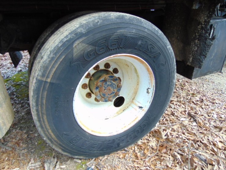 2004-ford-f750-image-6