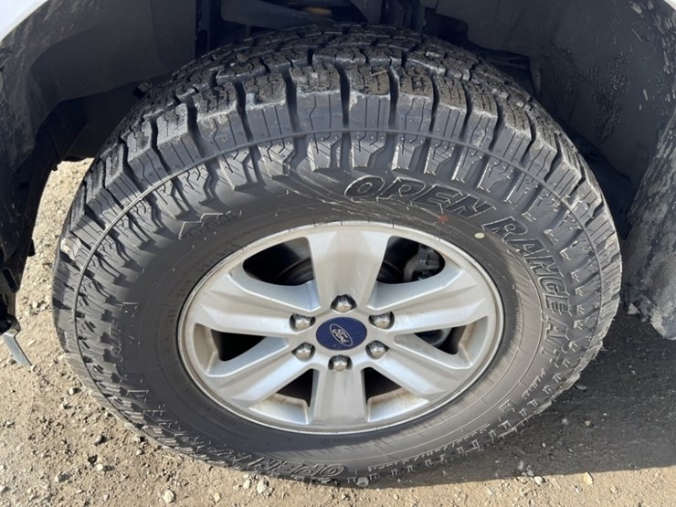 2017-ford-f150-xlt-image-15