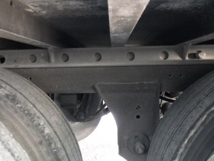 2022-utility-4000d-x-image-14