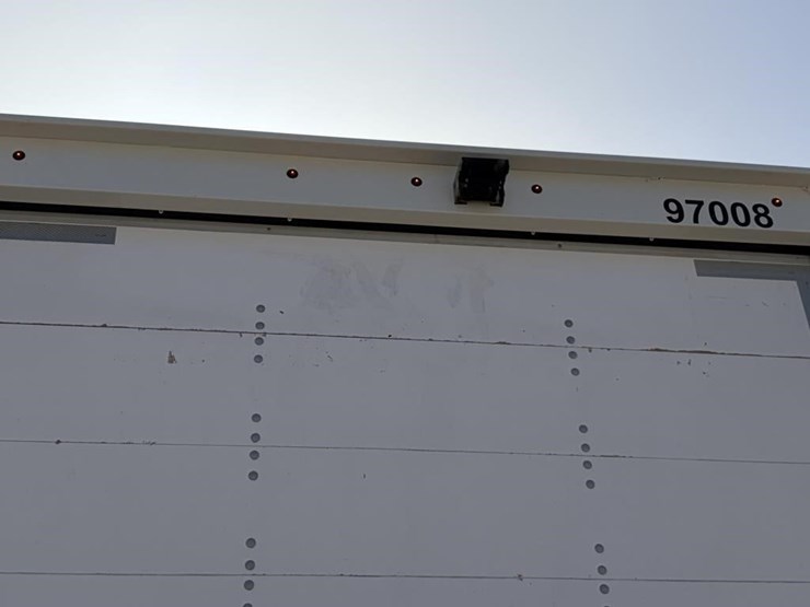 2024-isuzu-nrr-image-6