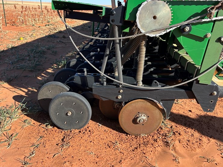 great-plains-2700-image-3