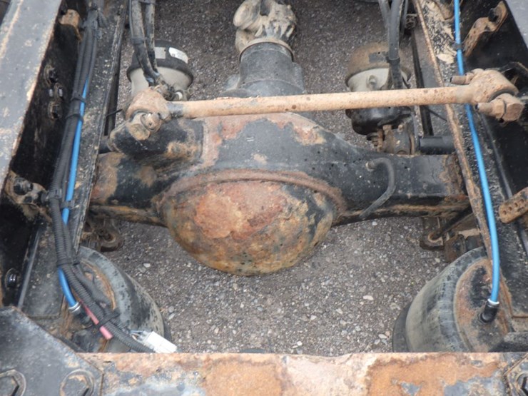 2014-freightliner-cascadia-125-image-9