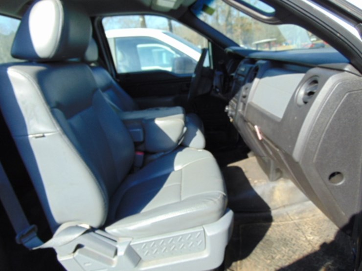 2012-ford-f150-xl-image-5