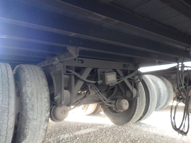 2022-utility-4000d-x-image-5