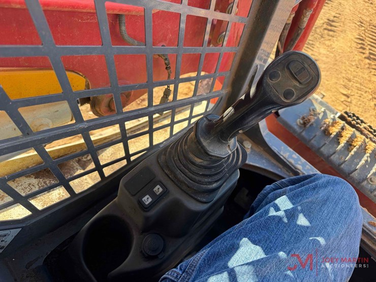 2022-takeuchi-tl6r-image-21