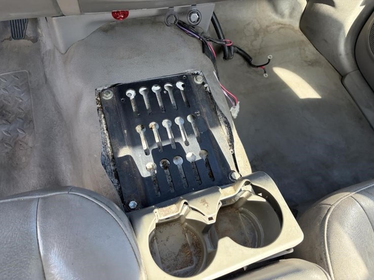 2007-chevrolet-colorado-image-16