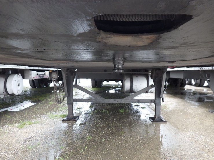 2016-hyundai-reefer-image-3