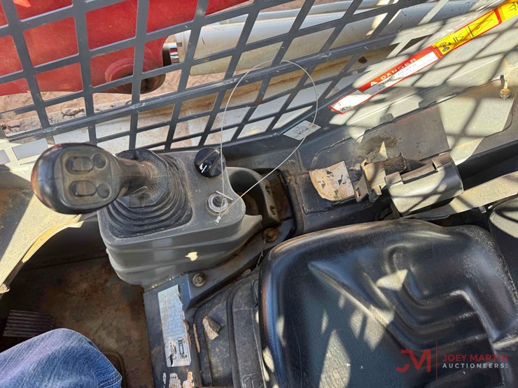 2022-takeuchi-tl6r-image-19