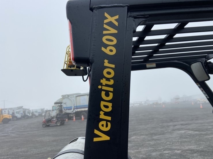 2017-yale-veracitor-60vx-forklift-image-16