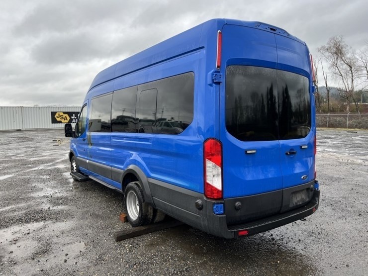 2019-ford-transit-image-6