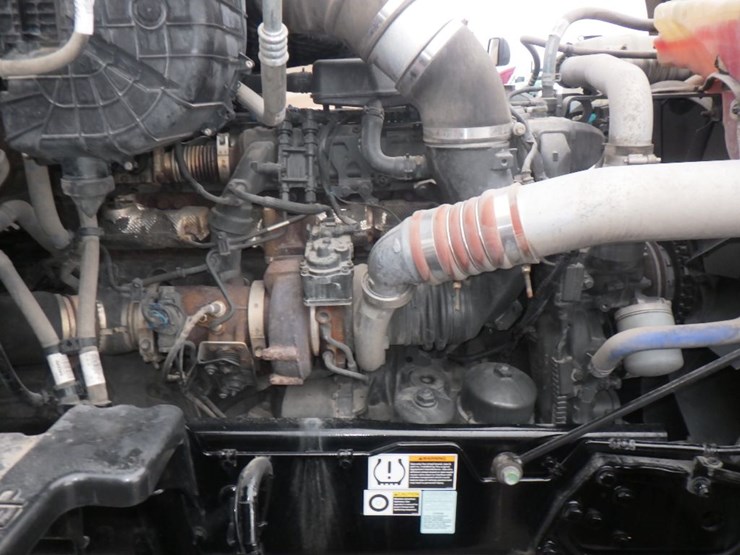 2022-kenworth-t680-image-23