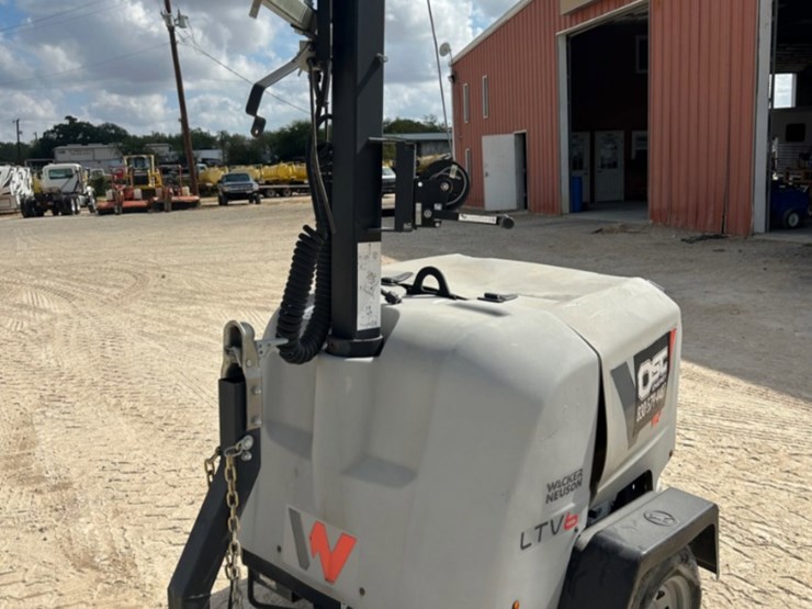 wacker-neuson-light-tower-image-1