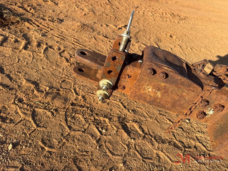 blue-1,000-gallon-towable-water-wagon-image-5