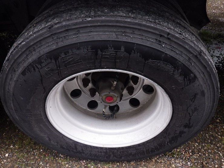 2016-hyundai-reefer-image-9