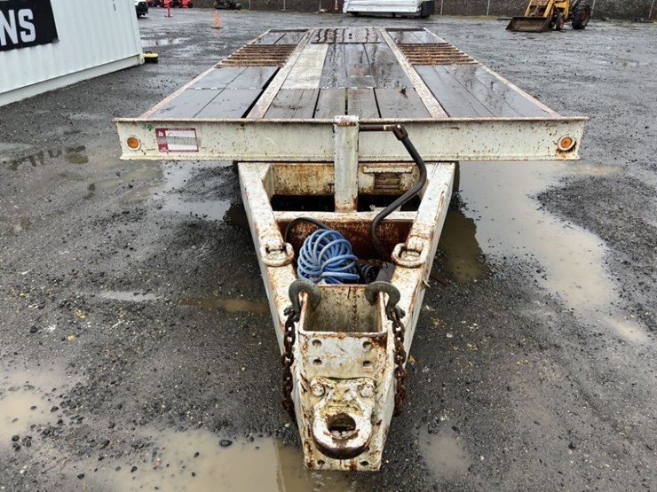 1989-trailmaster-t/a-tilt-deck-equipment-trailer-image-8