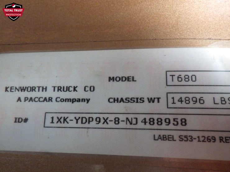 2022-kenworth-t680-image-18