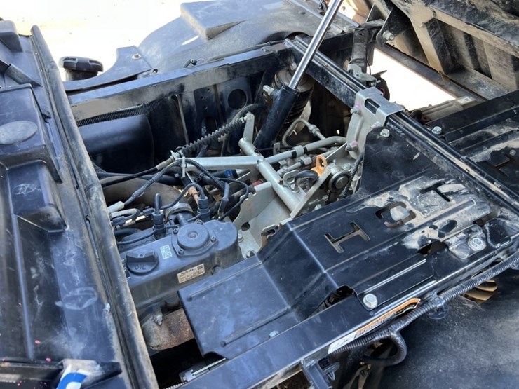 kubota-rtv-x900-image-13