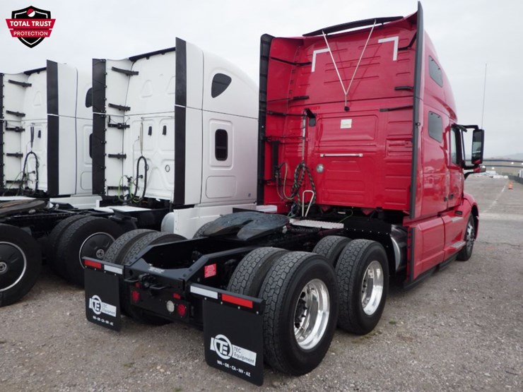 2025-volvo-vnl-760-image-9